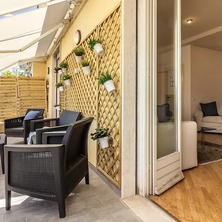 A Casa - Attico Di Lusso Con Terrazza - Mytouristhome Apartmán